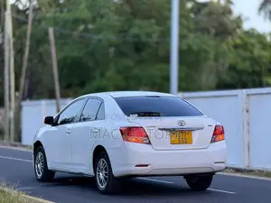 Toyota Belta 2008 White
