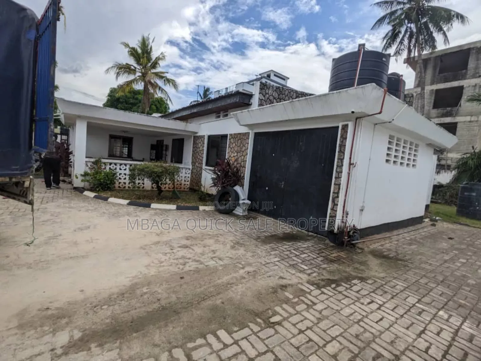 4bdrm House in Mikocheni for rent