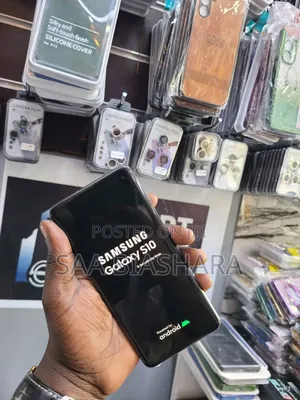 New Samsung Galaxy S10 128 GB Black