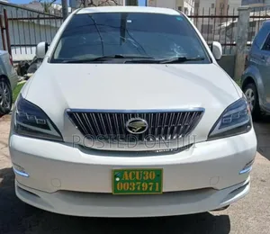 Toyota Harrier 2007 White