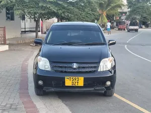 Toyota IST 2005 Blue