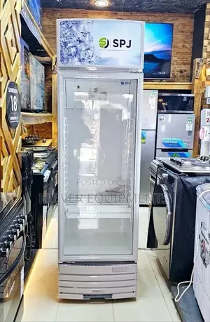 SPJ 329L Showcase Fridge