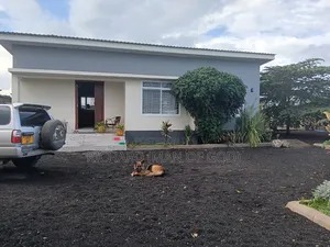 Furnished 2bdrm House in Central Business Area for rent