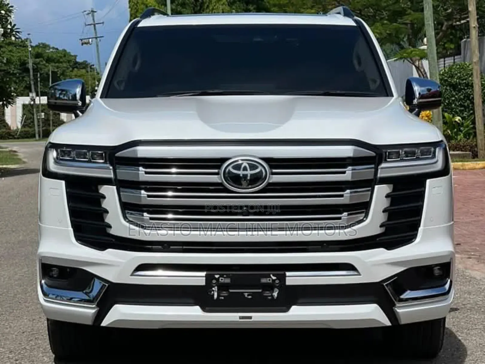 Toyota Land Cruiser 2023 Off white