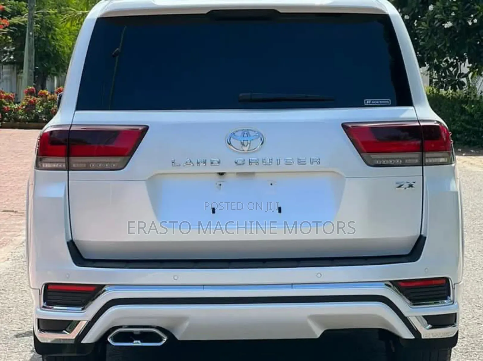 Toyota Land Cruiser 2023 Off white