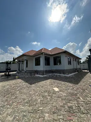 4bdrm House in Goba for sale