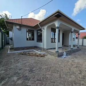 5bdrm House in Goba Njia Panda for sale