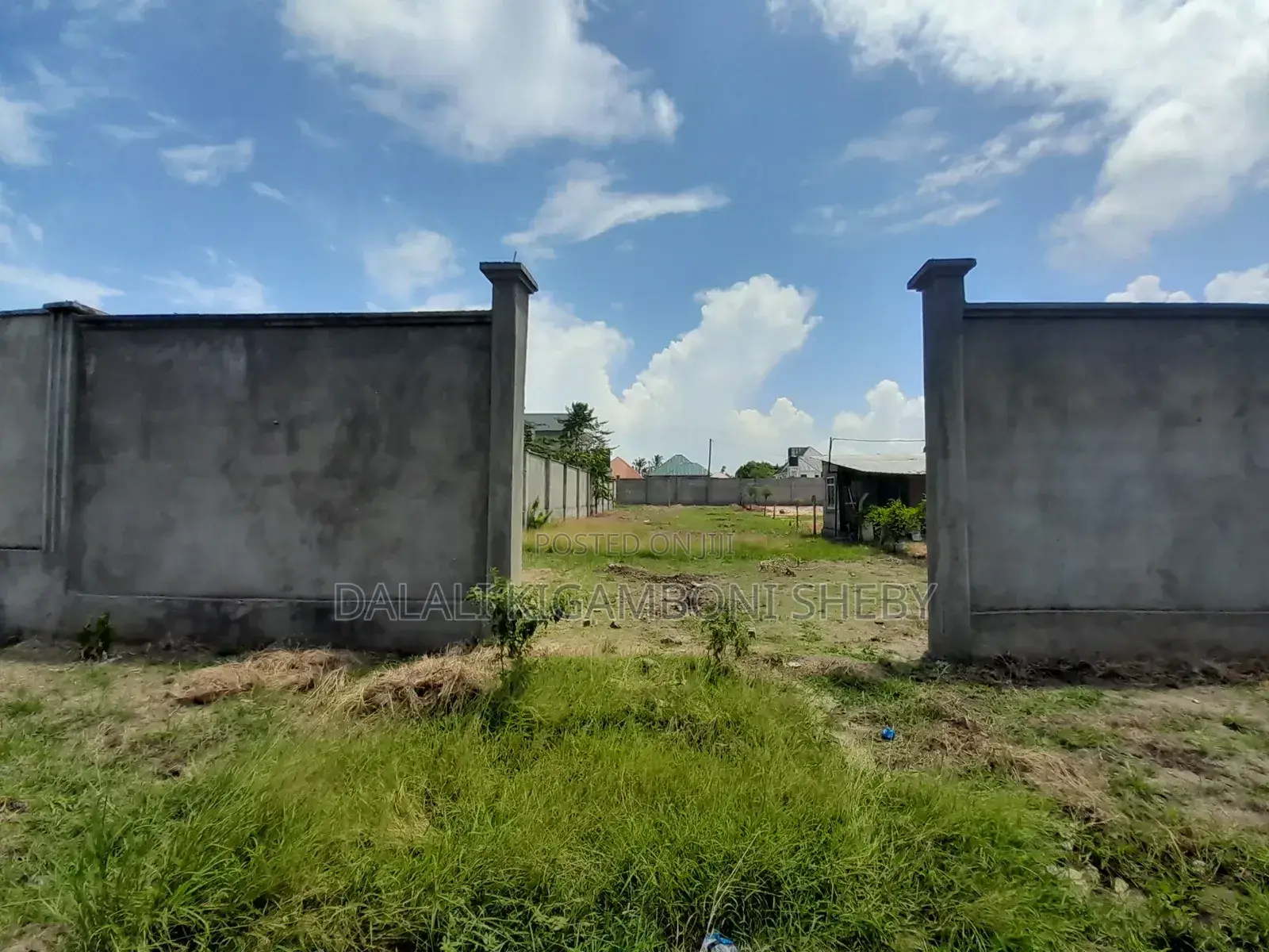 Kiwanja Kinauzwa Kigamboni Kisota