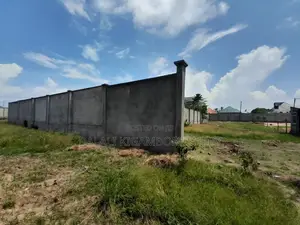 Kiwanja Kinauzwa Kigamboni Kisota