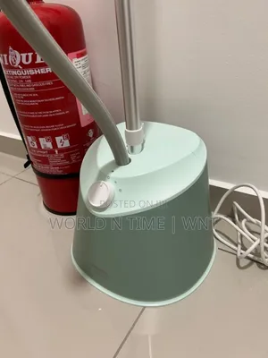 Philips Garment Steamer 1000 Series - 1600W, 1.8L Detachable