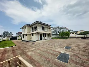 4bdrm Bungalow in Mbezibeach, Kinondoni for rent