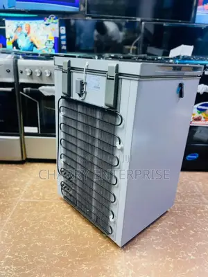 Aero Chest Freezer Yenye Uwezo Mkubwa 100L Condenser Ipo Nje