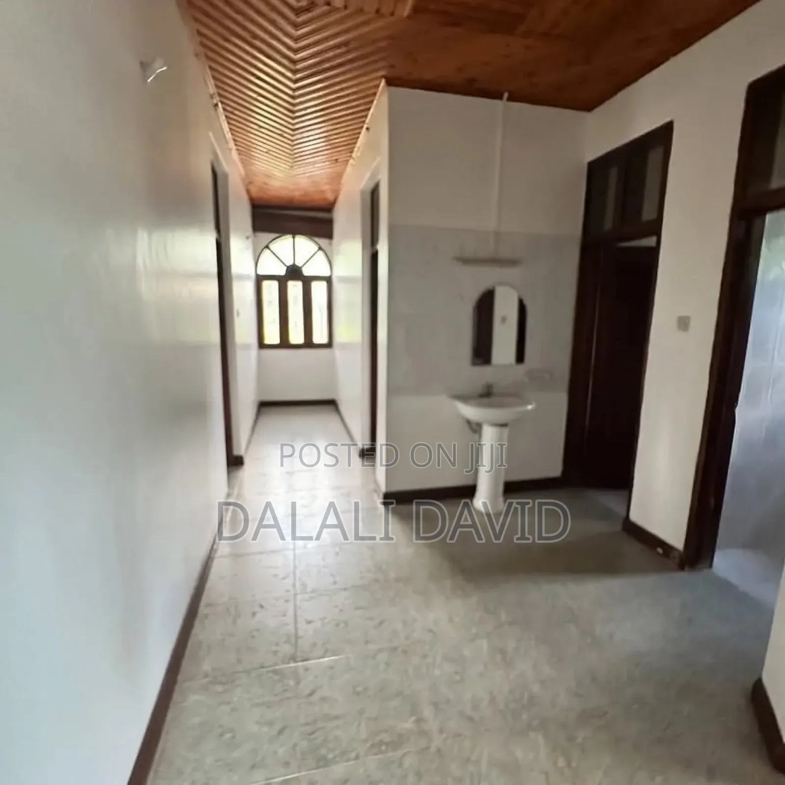 8bdrm House in Mbezi Beach for rent