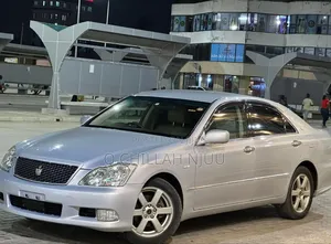 Toyota Crown 2006 Silver