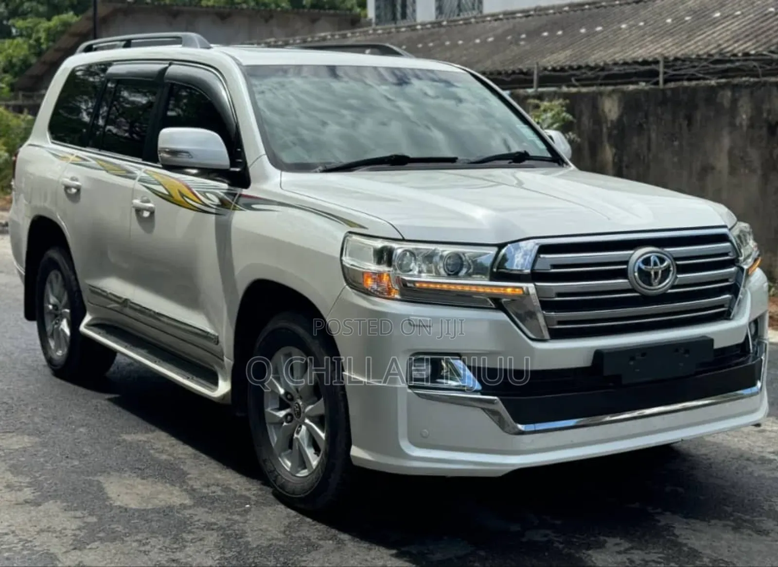 Toyota Land Cruiser 2017 White