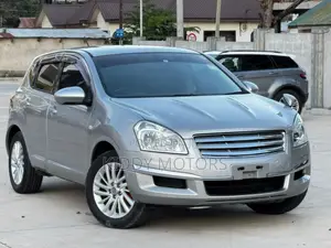 Nissan Dualis 2010 Silver