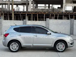 Nissan Dualis 2010 Silver