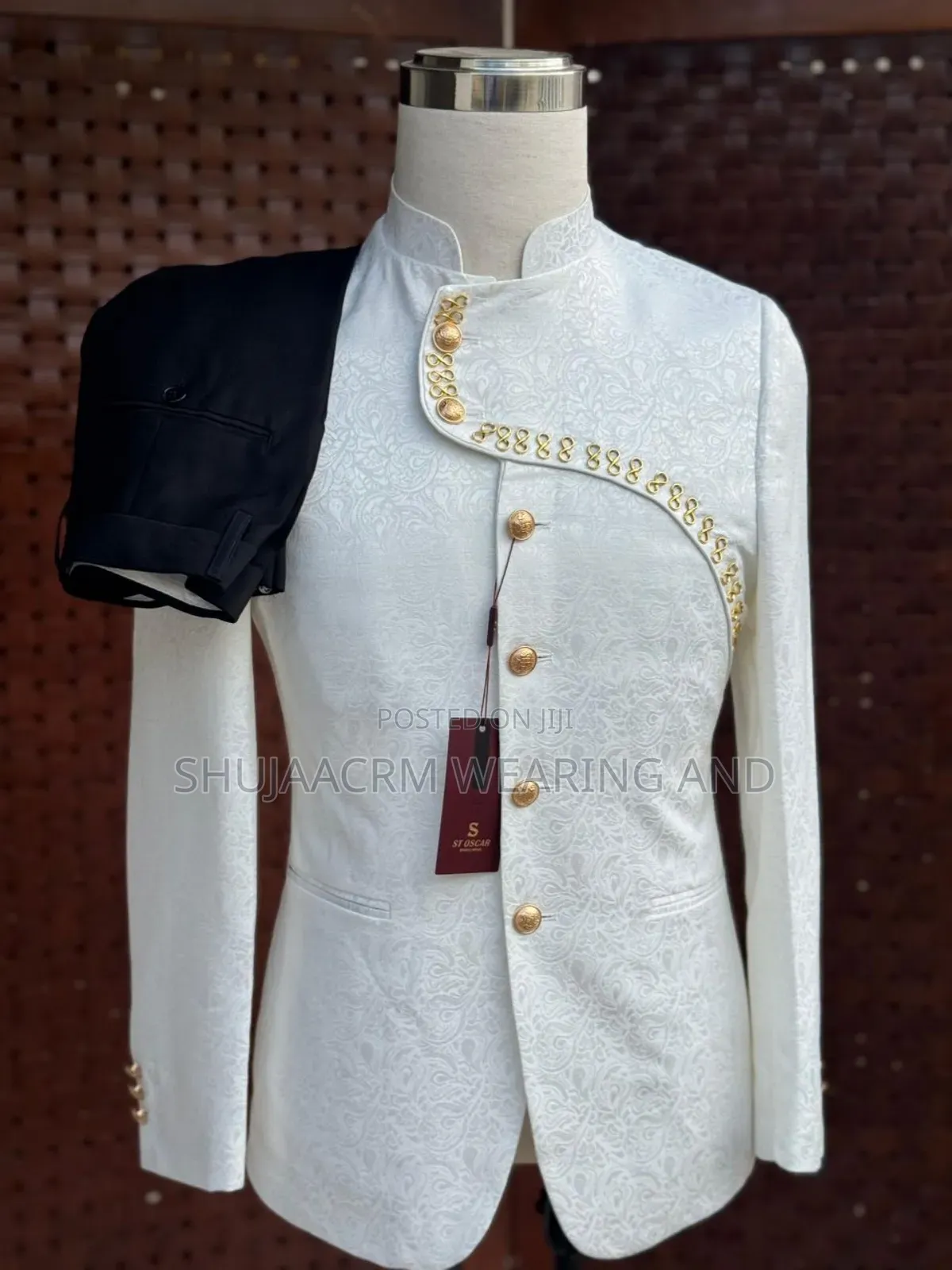 White Safari/Kaunda Suits/Wears
