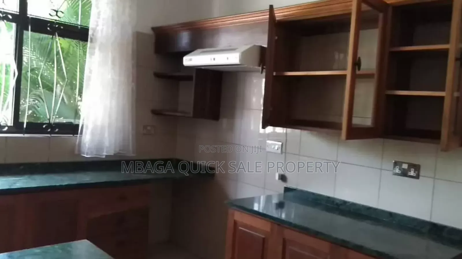 9bdrm House in Regent Estate, Kinondoni for rent
