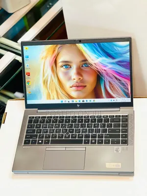 Laptop HP ZBook Firefly 14 G7 16GB Intel Core i7 SSD 512GB