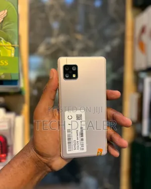 Sharp Aquos sense5G 64 GB Silver