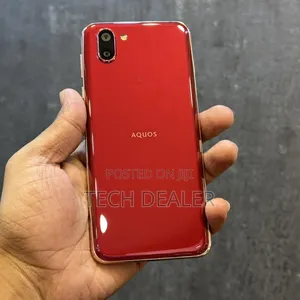 Sharp Aquos R2 64 GB