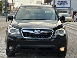 Subaru Forester 2.0XT Premium 4dr SUV AWD (2.0L 4cyl Turbo CVT) 2014