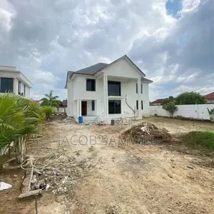 4bdrm Apartment in Mbweni Mpiji, Kinondoni for sale