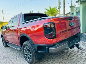 Ford Ranger Wildtrak 2023 Burgundy