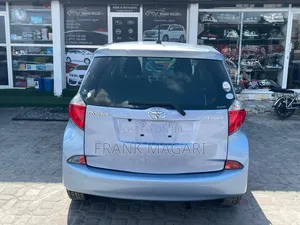 Toyota Ractis 1.5 AWD 2012 Blue