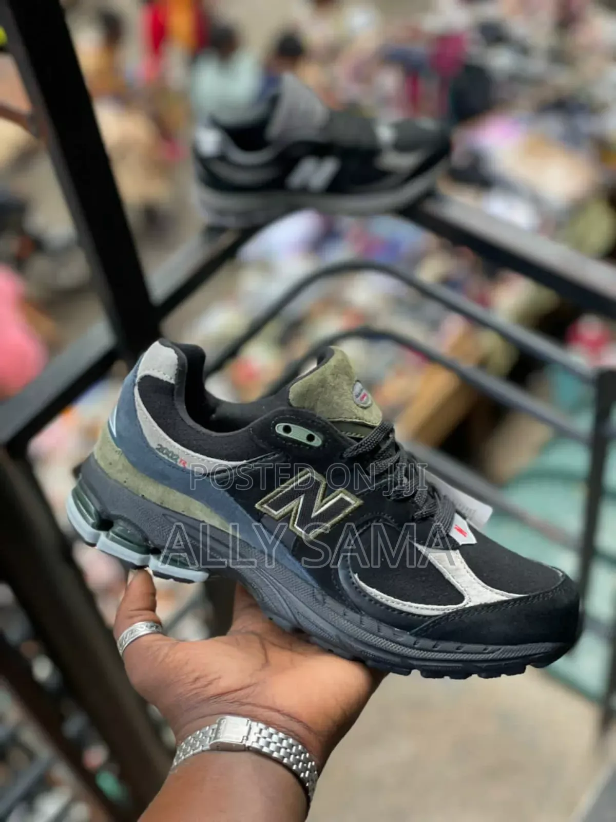 Mens Sneakers NEW Balance