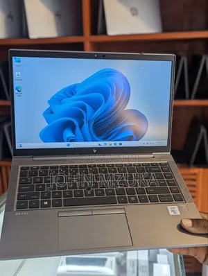 Laptop HP ZBook Firefly 14 G7 16GB Intel Core I7 SSD 512GB
