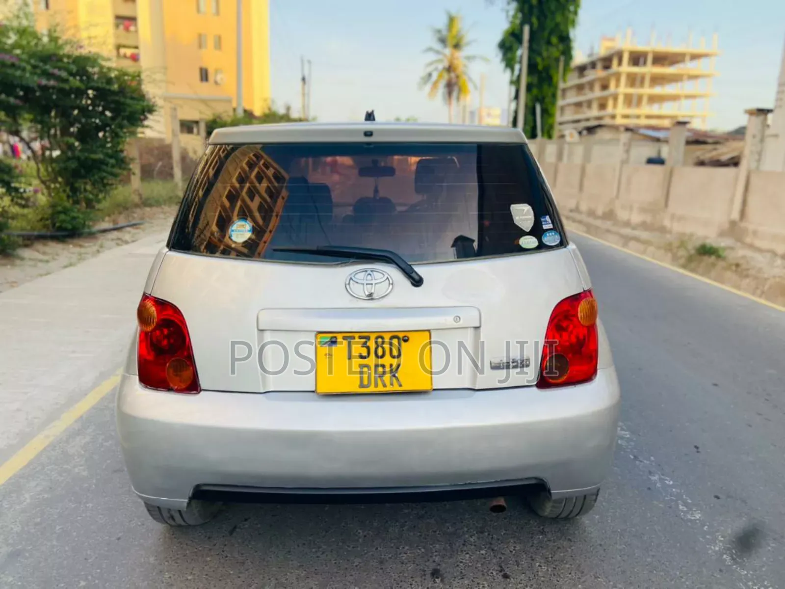 Toyota IST 2005 Silver