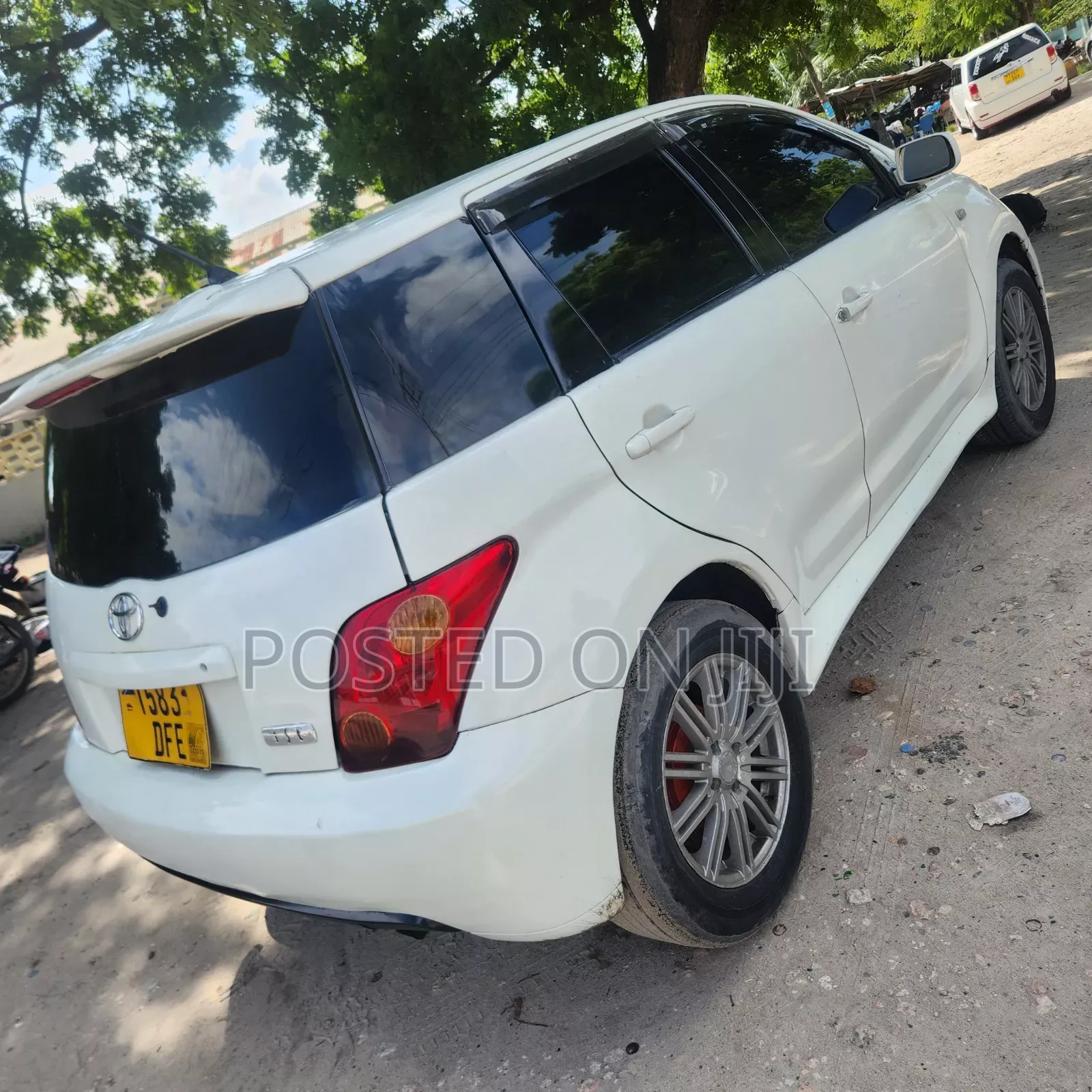 Toyota IST 2004 White