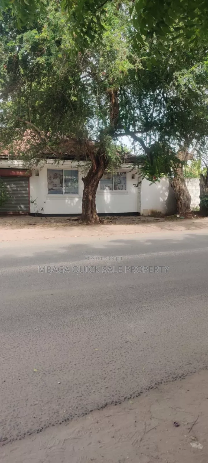 3bdrm House in Ada Estate for rent