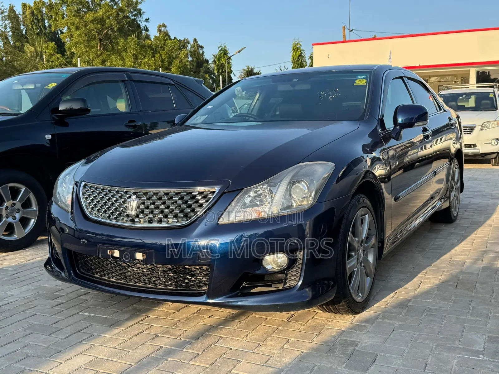 Toyota Crown 2009 Blue
