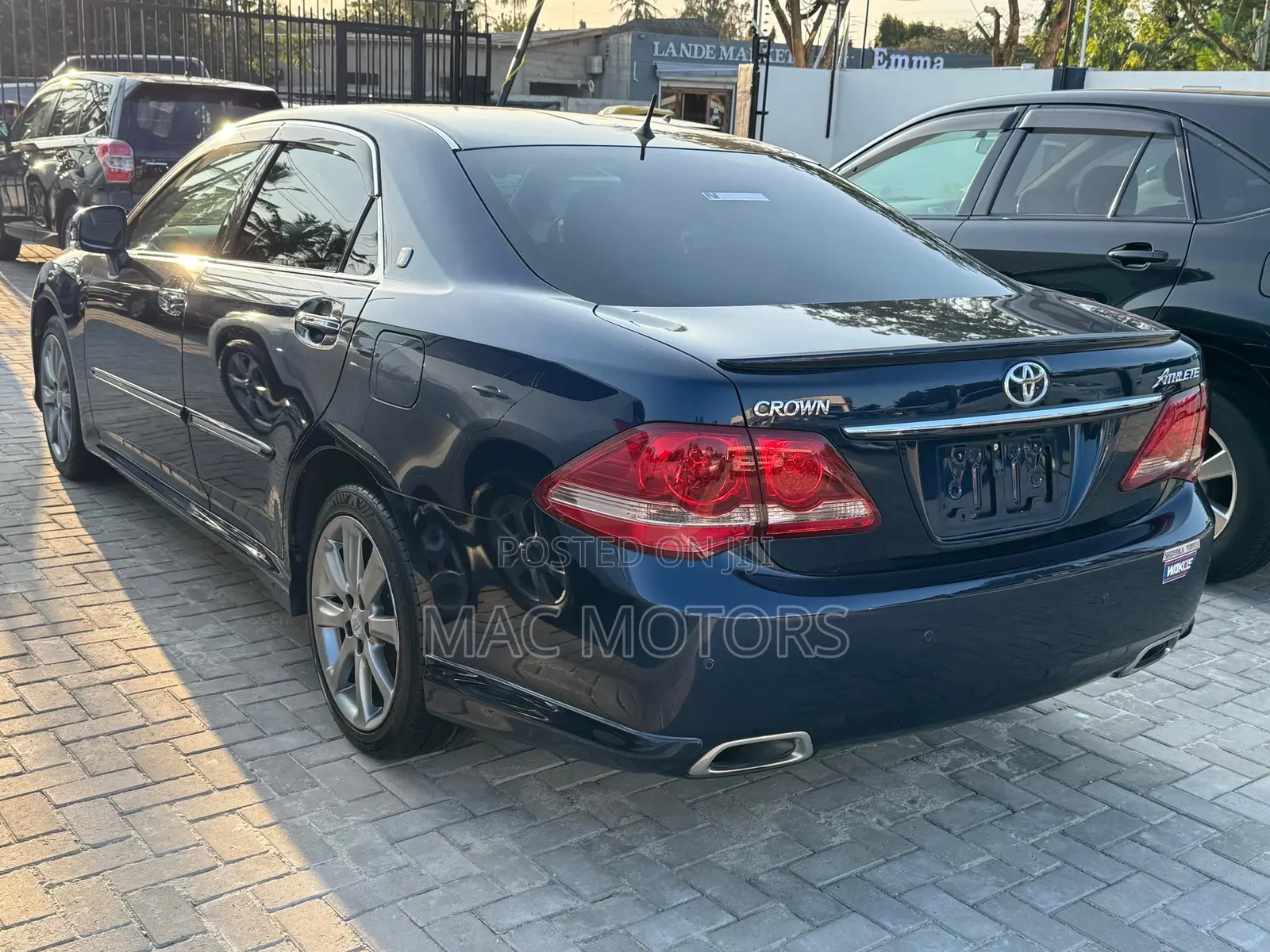 Toyota Crown 2009 Blue