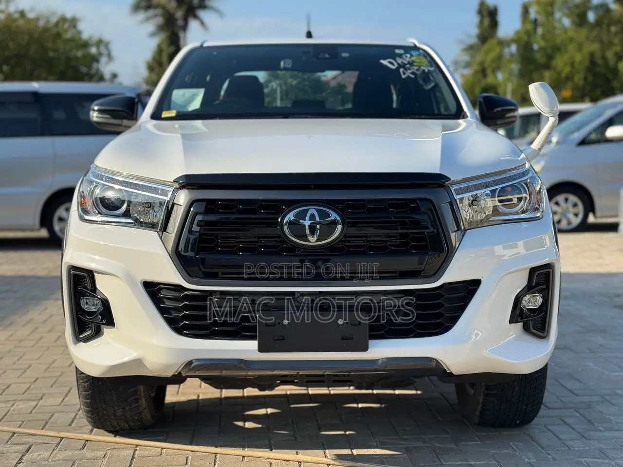 Toyota Hilux 2.4 Diesel 2020 White
