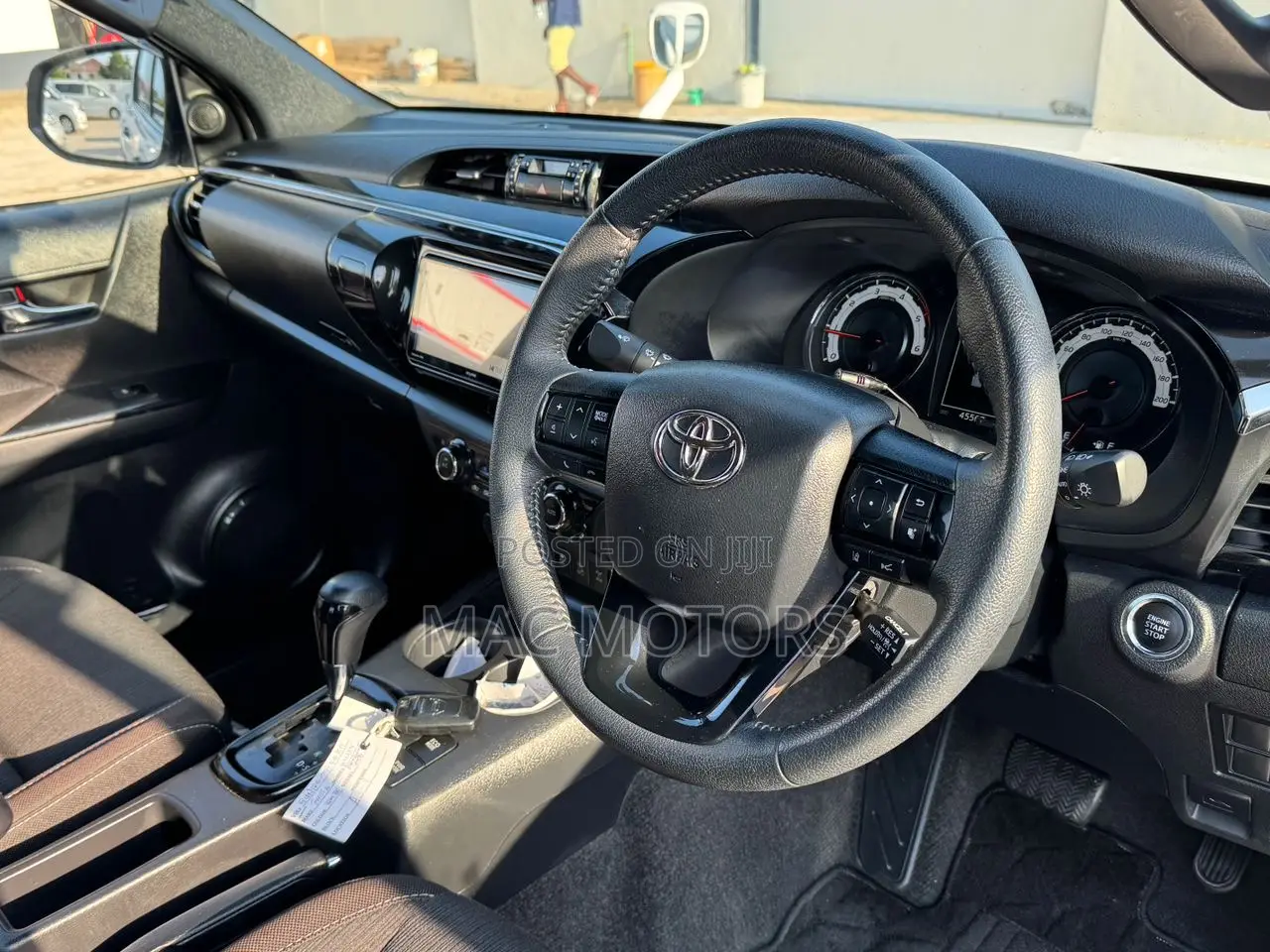 Toyota Hilux 2.4 Diesel 2020 White