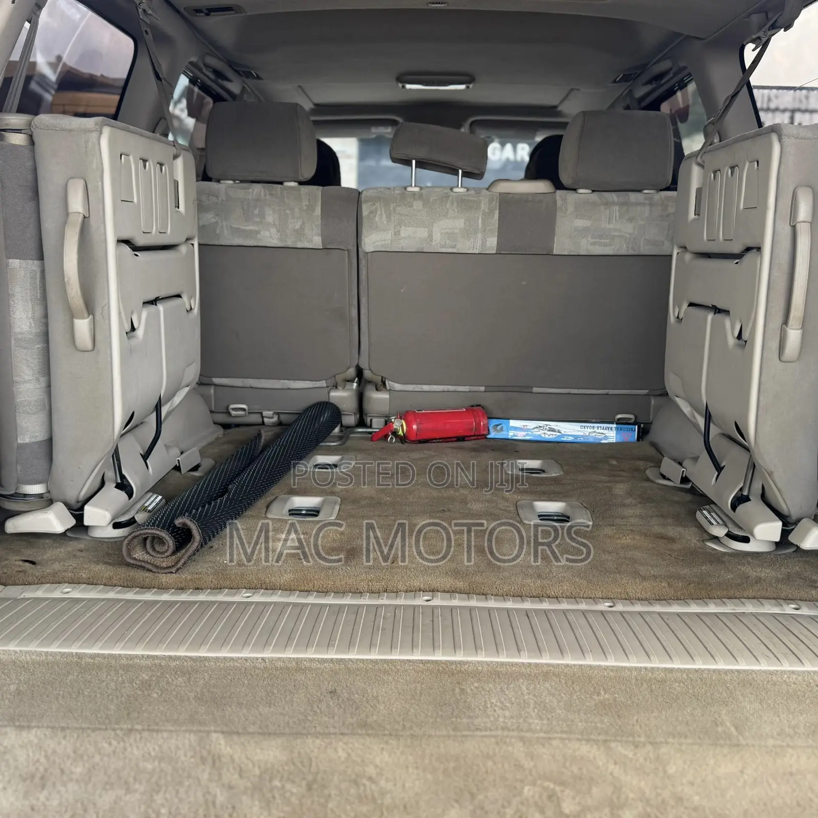 Toyota Land Cruiser HDJ 100 2000 White