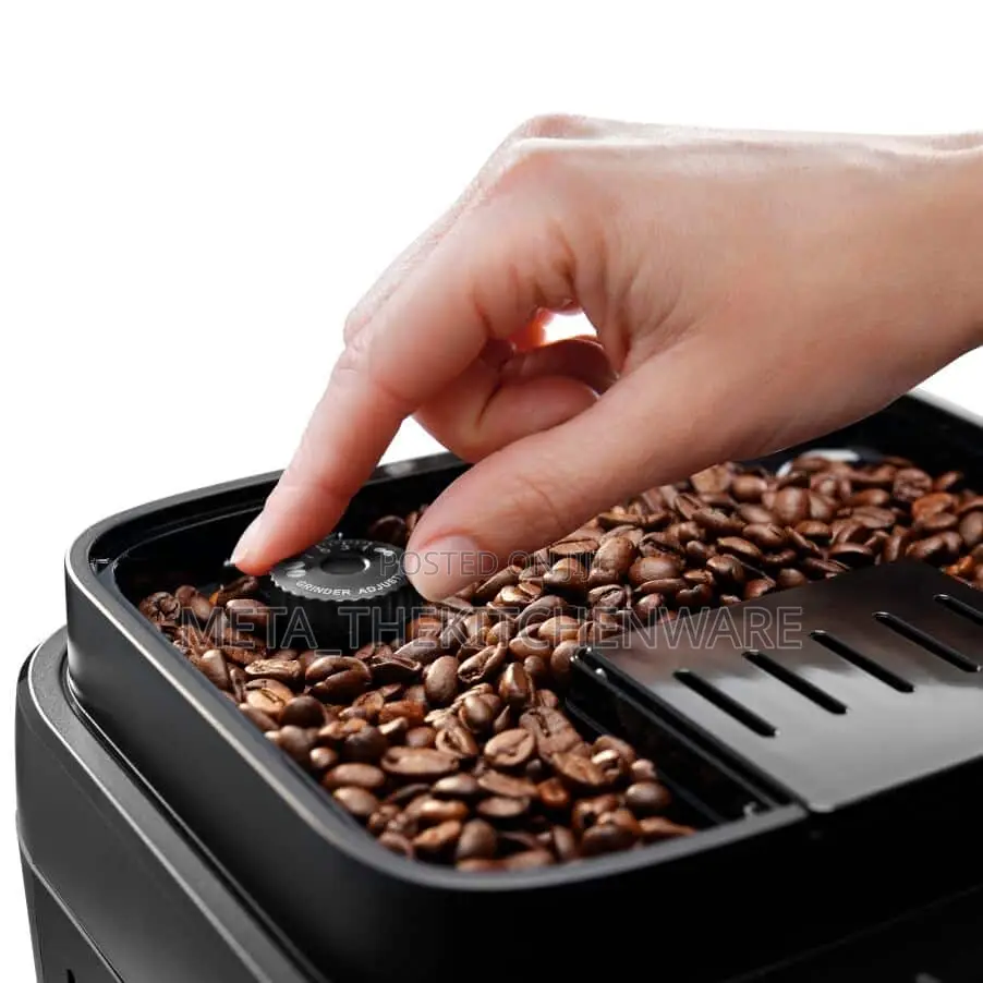 De'longhi Magnifica Evo Espresso Machine 1350W