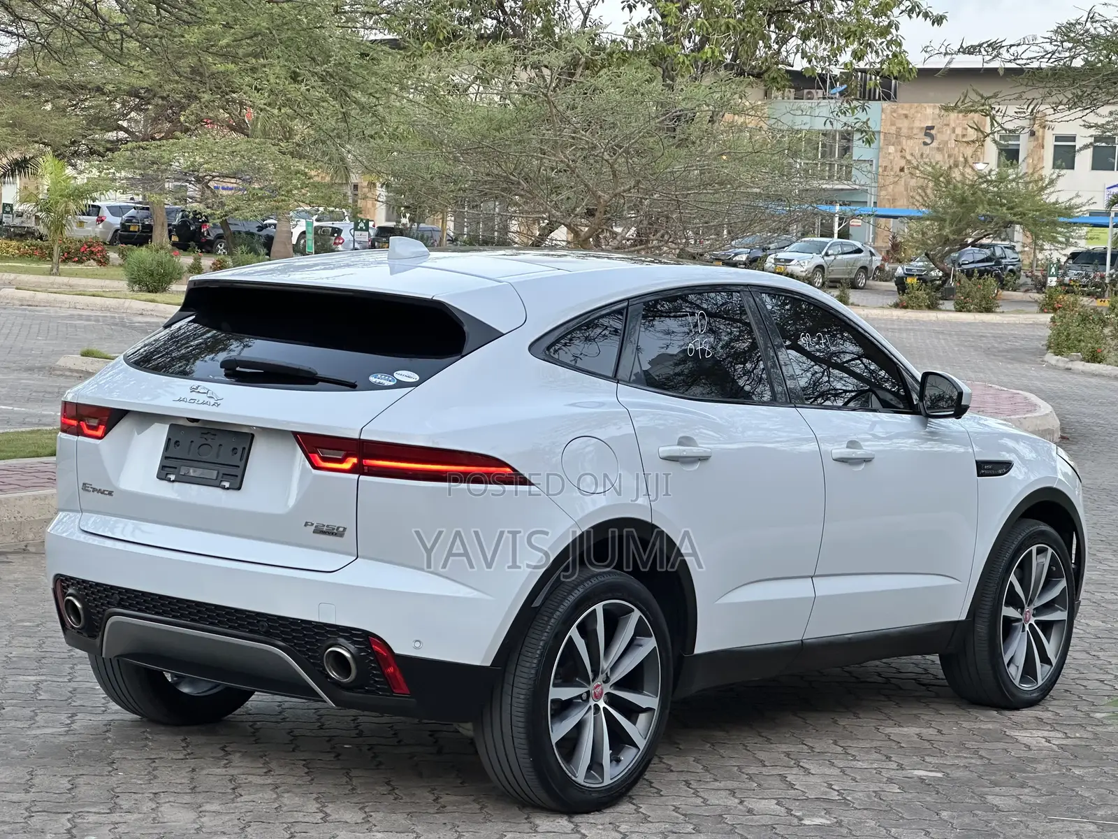 Jaguar E-Pace 2018 White