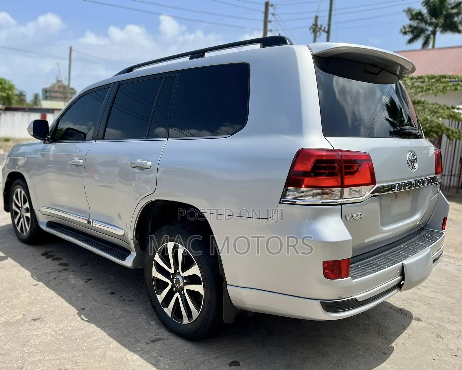 Toyota Land Cruiser 2017 Silver