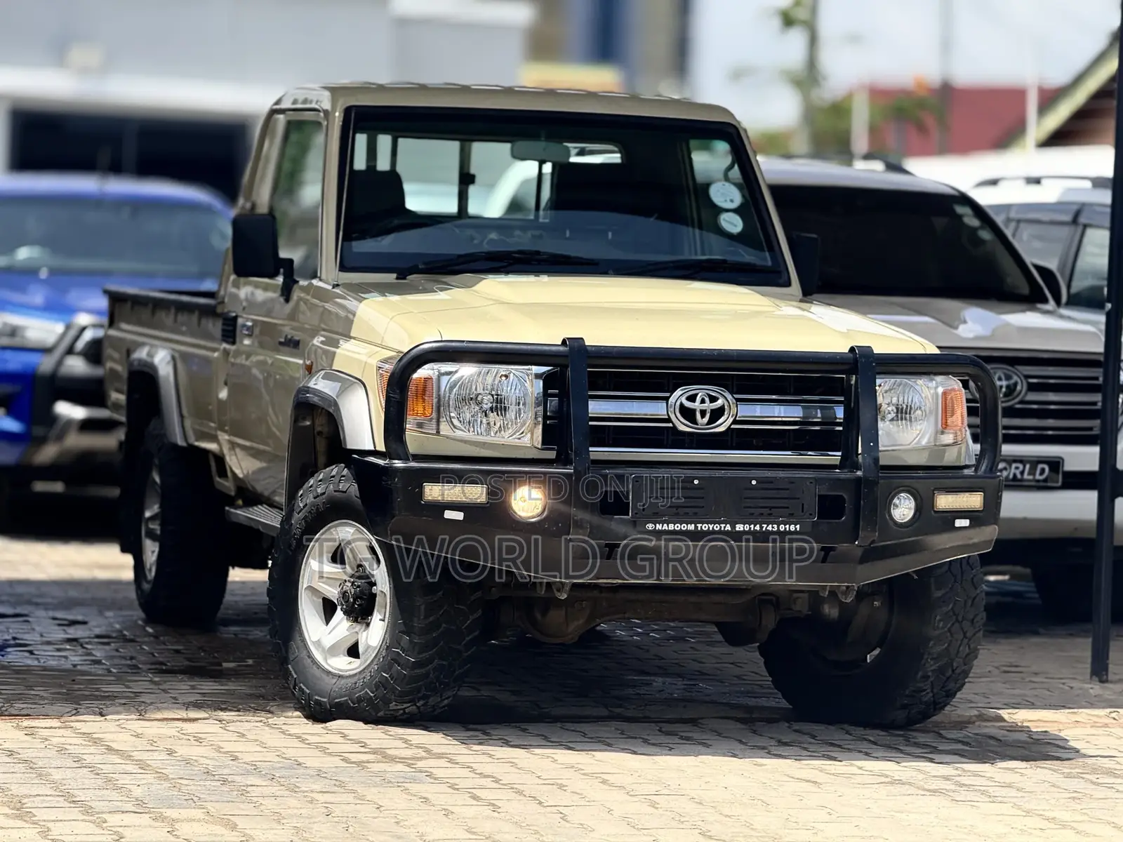Toyota Land Cruiser 2017 Beige