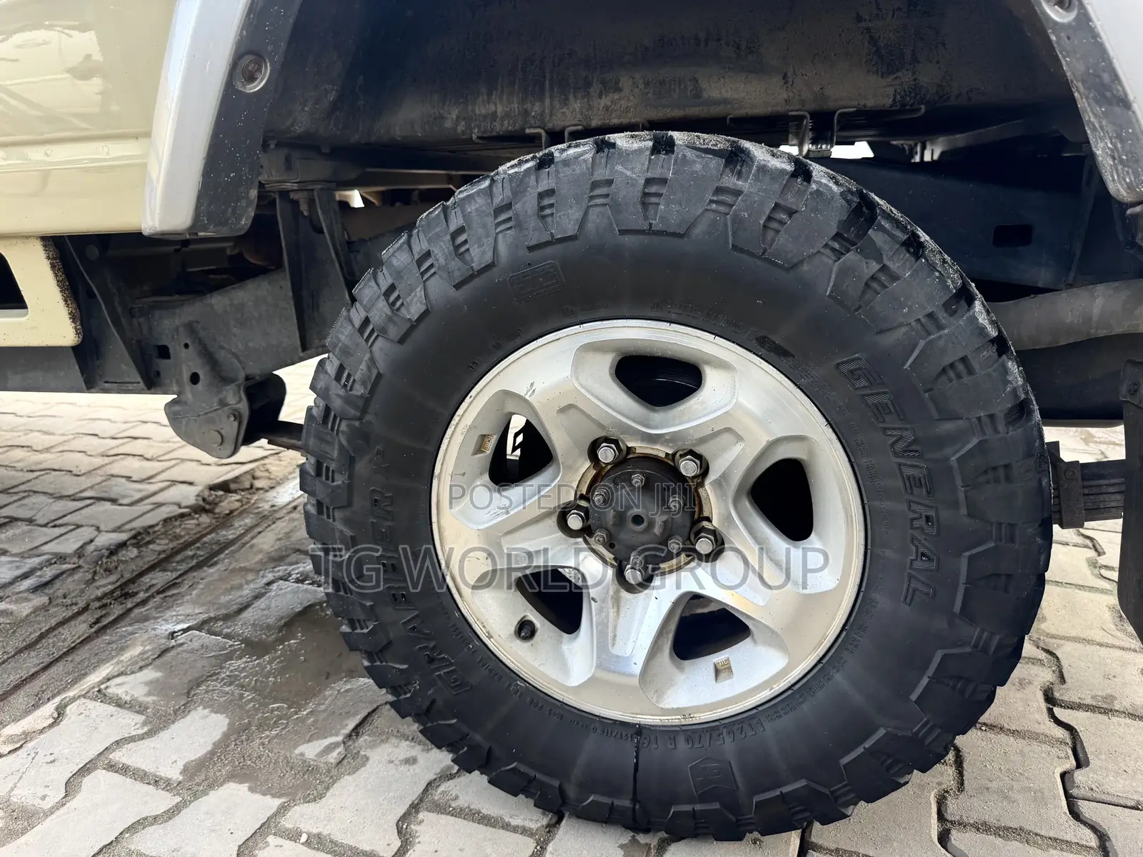 Toyota Land Cruiser 2017 Beige