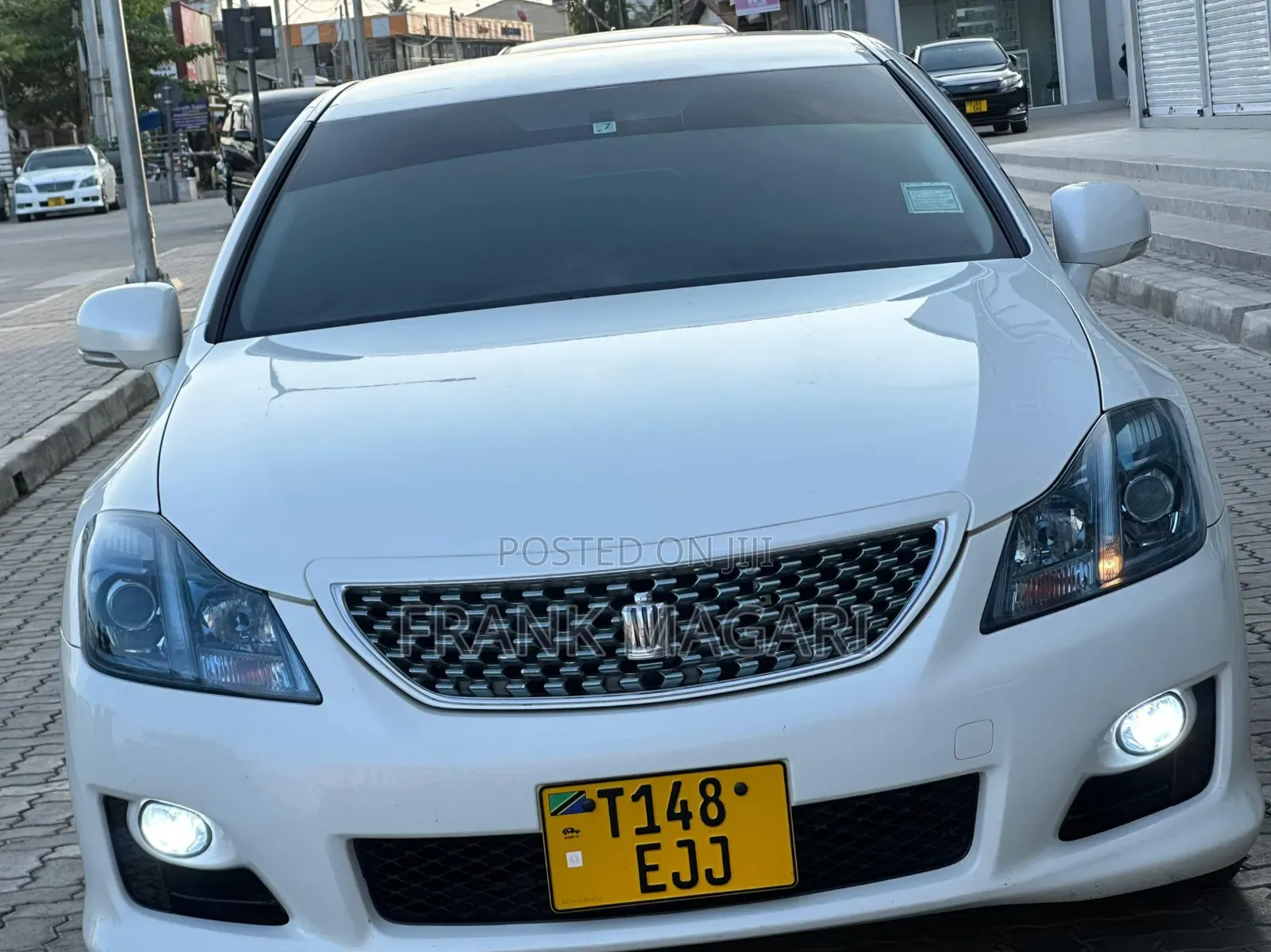 Toyota Crown 2009 White
