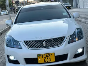 Toyota Crown 2009 White