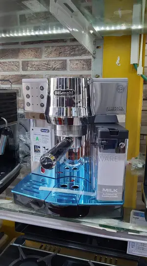 De'longhi Pump Espresso Coffee Machine, 15 Bar Ec 850.M