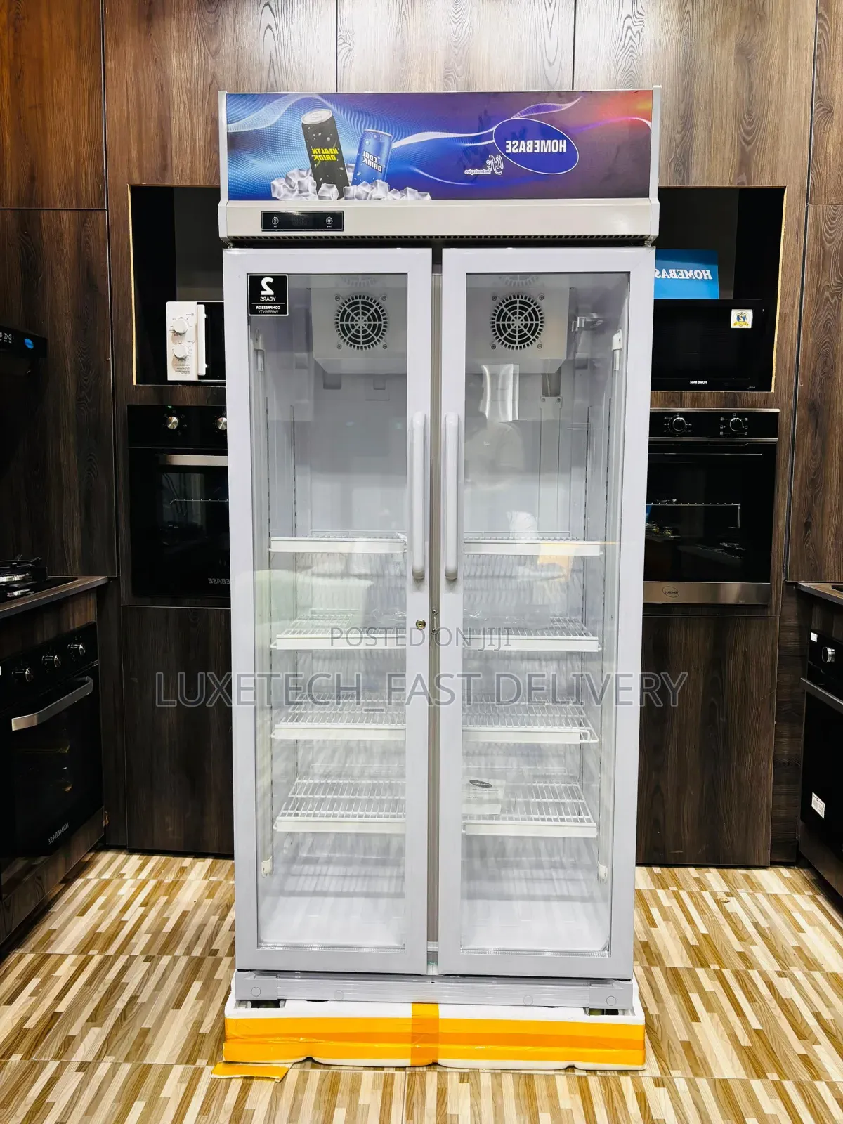 Homebase Showcase Fridge 560 Liters