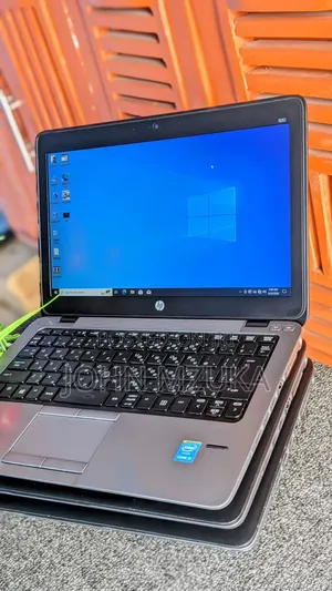 Laptop HP EliteBook 820 G2 8GB Intel Core I7 HDD+SSD 500GB